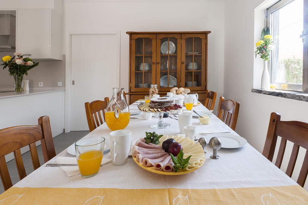 Beachouse - Surf, Bed & Breakfast เอริเซรา ภายนอก รูปภาพ